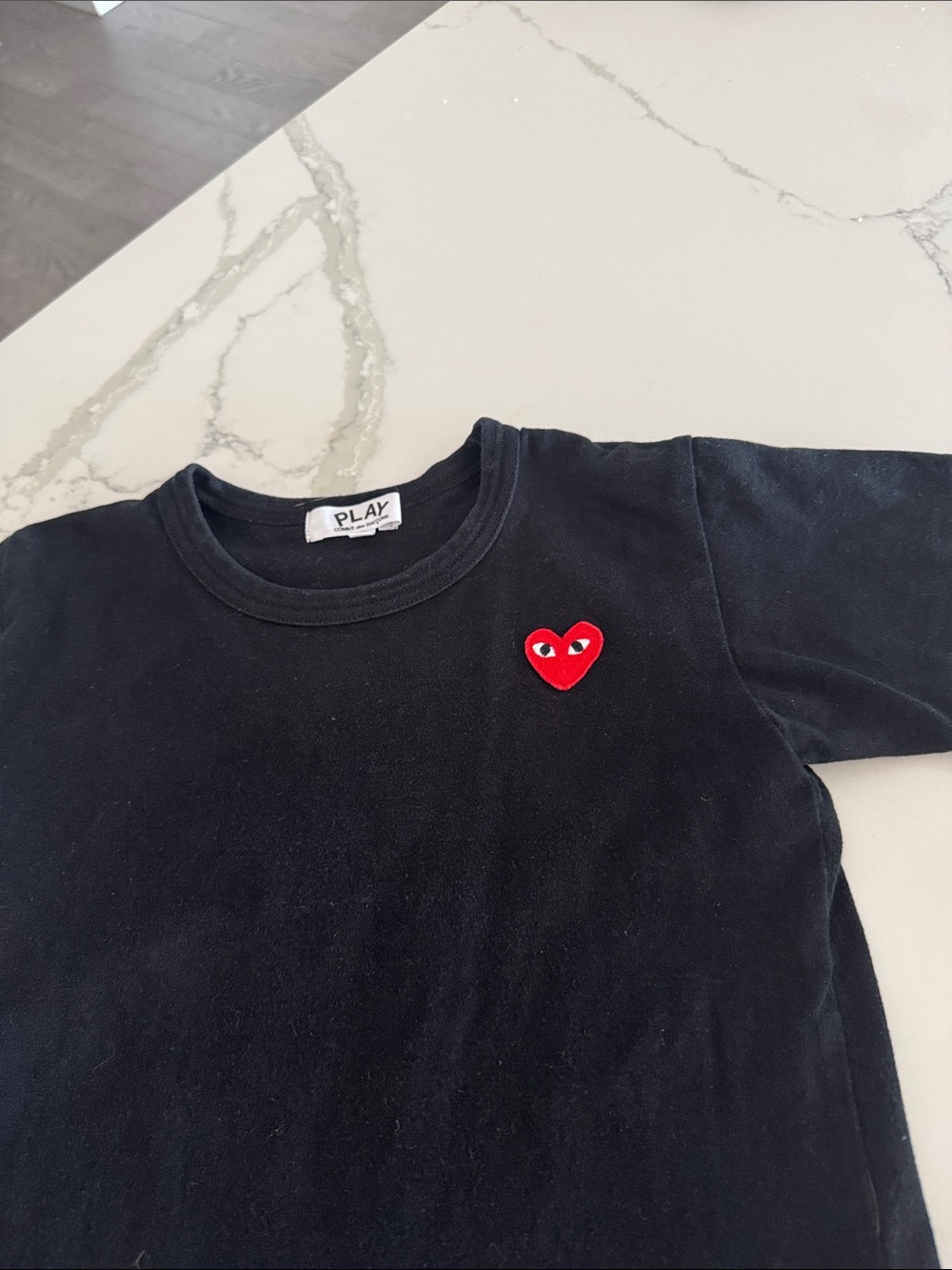 ❤️ COMME DES GARÇONS TSHIRT ❤️ - Picture 2 of 2